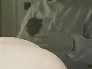 임신 한 라텍스 간호사