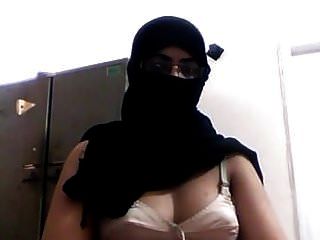 desi hijab 매우 큰 가슴 웹캠기도 무슬림 엉덩이 귀여운